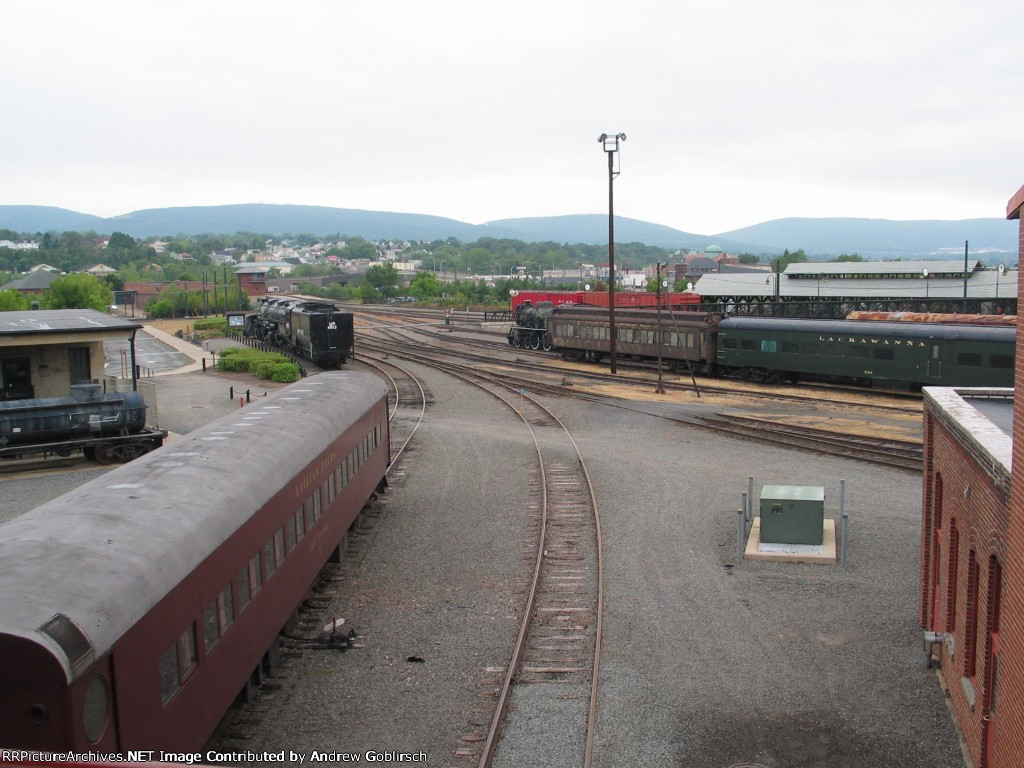 UP 4012, CN 47, NATX 4753, LCRA 791 + RPCX 2786